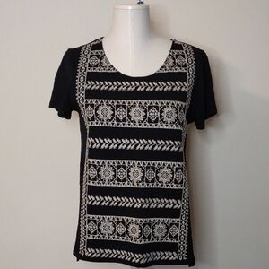 Garnet Hill Embroidered Detail Short Sleeve Tee Size S